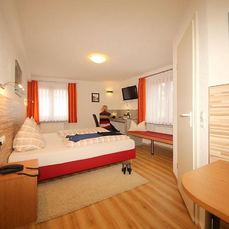 Hotel Krone Stuehlingen - Das Tor Zum Suedschwarzwald Stuhlingen Exterior foto