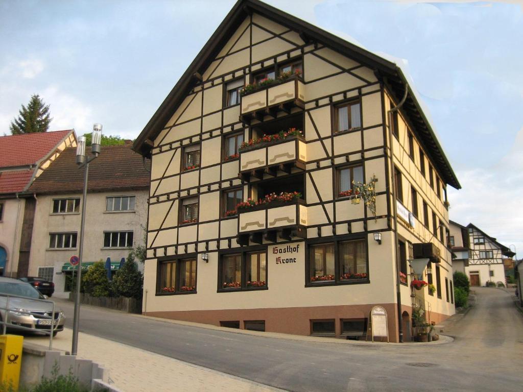 Hotel Krone Stuehlingen - Das Tor Zum Suedschwarzwald Stuhlingen Exterior foto